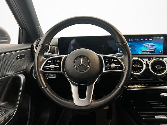 Mercedes-Benz A200 12 of 29