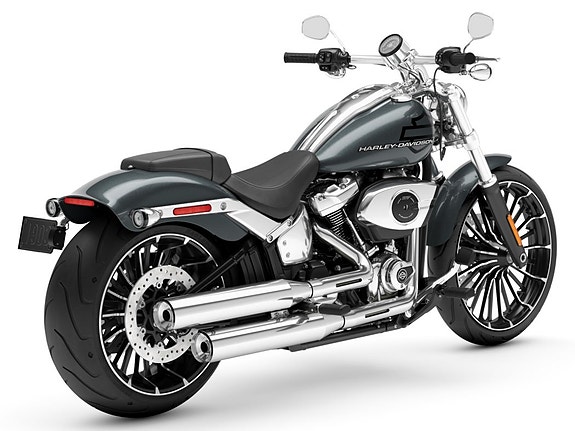 Harley-Davidson Breakout 117 Finns i Butik - Demo 7 of 9