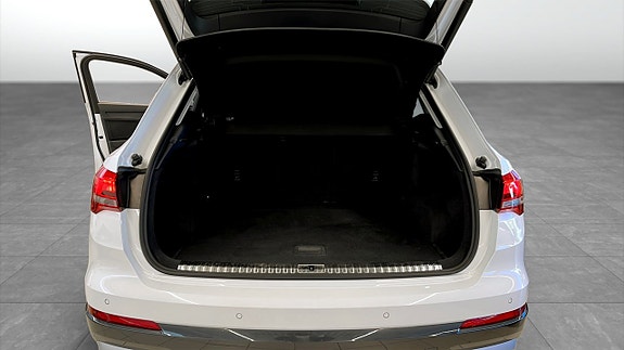 Audi Q3 12 of 12