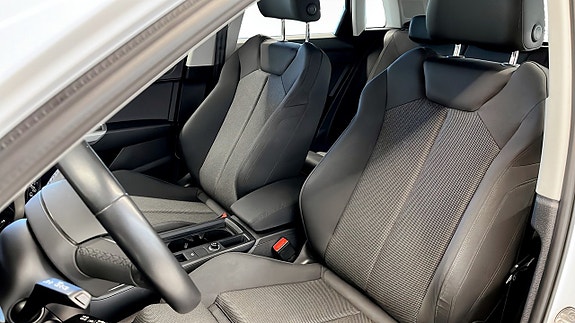 Audi Q3 9 of 12