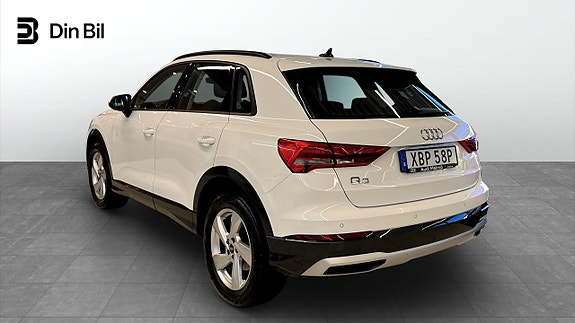 Audi Q3 3 of 12