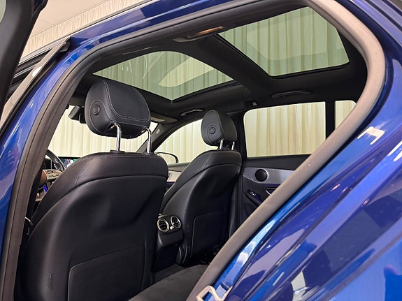 Mercedes-Benz C200 29 of 30