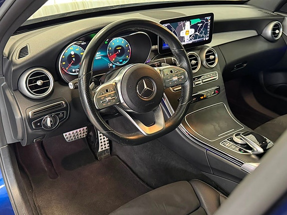 Mercedes-Benz C200 8 of 30