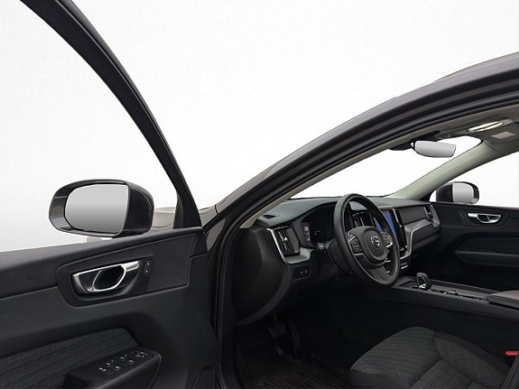 Volvo XC60 11 of 30
