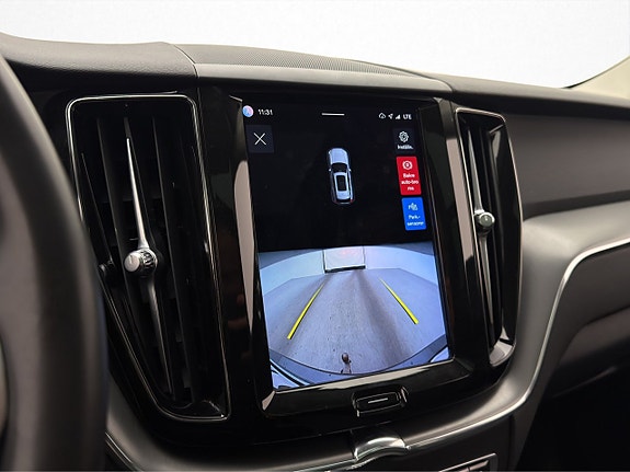 Volvo XC60 20 of 30