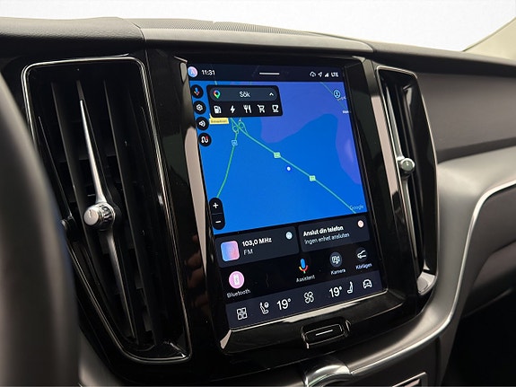 Volvo XC60 21 of 30