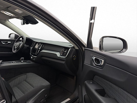 Volvo XC60 28 of 30
