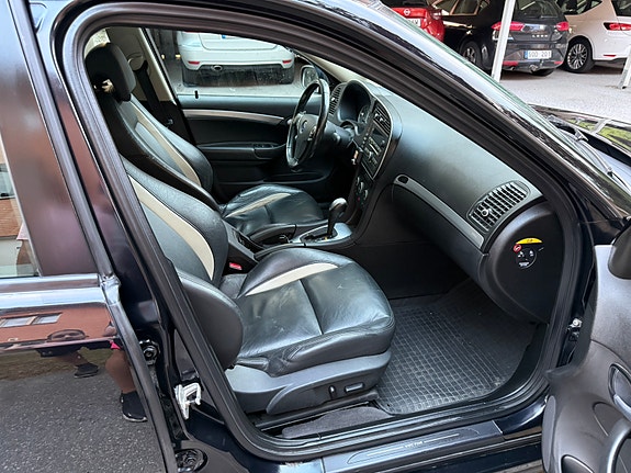 Saab 9-3 12 of 16