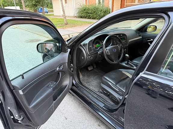 Saab 9-3 13 of 16