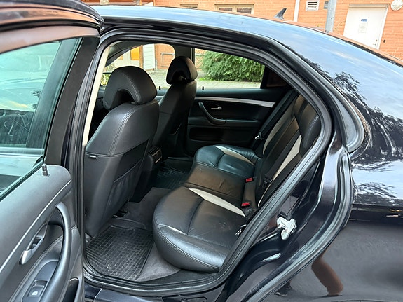 Saab 9-3 8 of 16