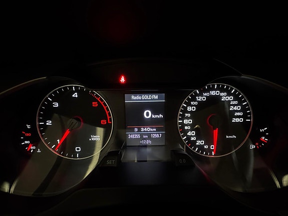 Audi A4 11 of 16