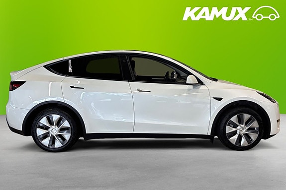 Tesla Model Y 2 of 16