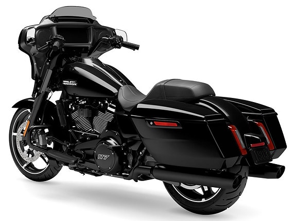 Harley-Davidson Street Glide 117 Finns i Butik - Demo 8 of 9