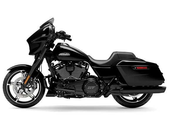 Harley-Davidson Street Glide 117 Finns i Butik - Demo 3 of 9