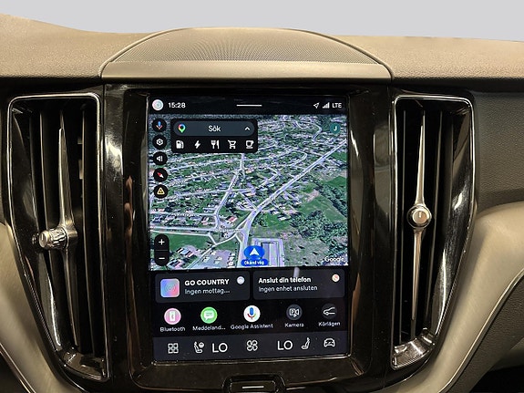 Volvo XC60 11 of 23