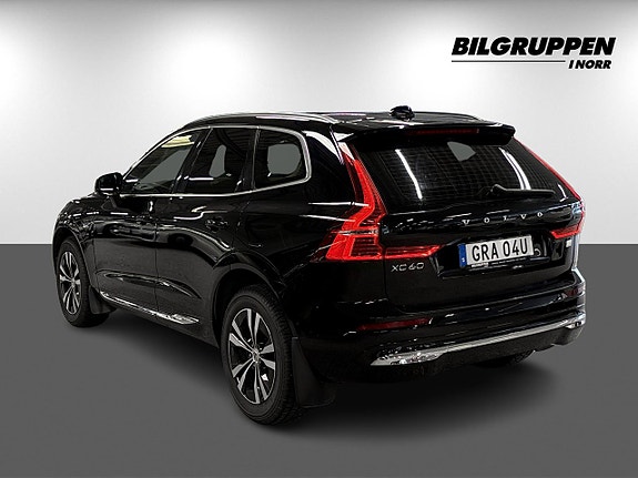 Volvo XC60 6 of 23