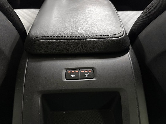 Volvo XC60 18 of 23