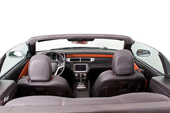 Chevrolet Camaro 21 of 23