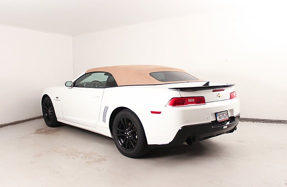 Chevrolet Camaro 13 of 23
