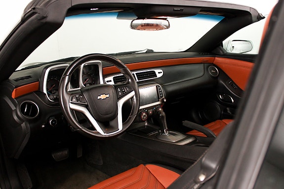 Chevrolet Camaro 20 of 23