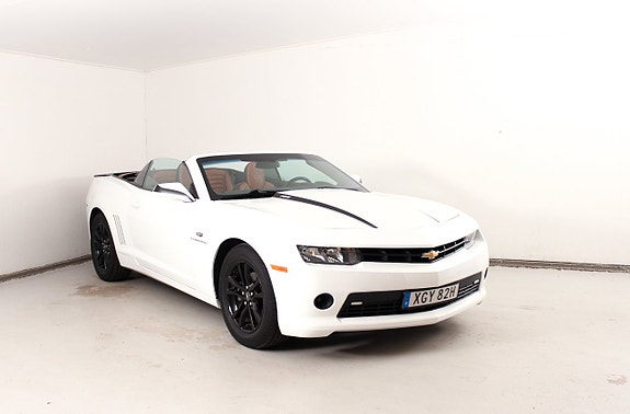 Chevrolet Camaro 3 of 23