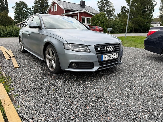 Audi A4 2 of 9