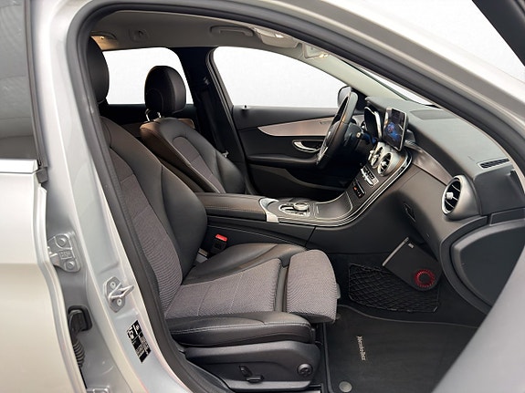 Mercedes-Benz C220 d 25 of 30