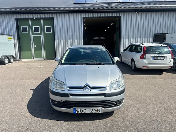 Citroen C4 3 of 16