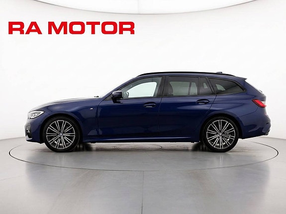 BMW 330e 2 of 26