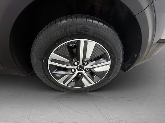 Kia Niro 26 of 28