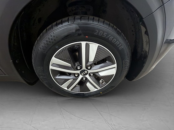 Kia Niro 28 of 28