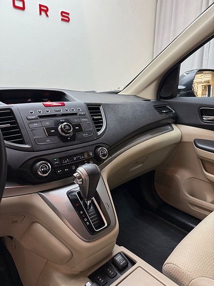 Honda CR-V 8 of 11