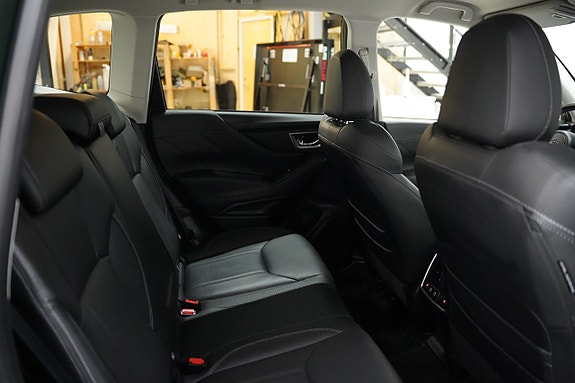 Subaru Forester 24 of 26