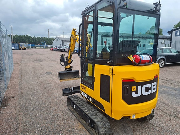 Minigrävare JCB 19 C-1 inkl. Engcon Rotortilt EC 02 Basic 2 of 8