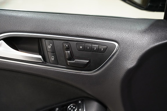 Mercedes-Benz B180 8 of 19