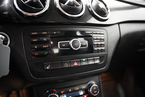 Mercedes-Benz B180 15 of 19