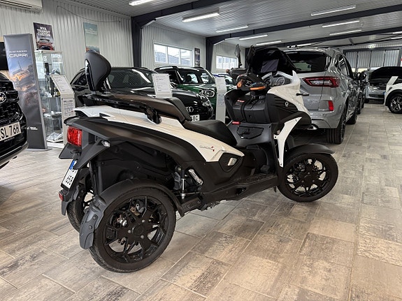 Quadro 4 350 cc 2 of 4
