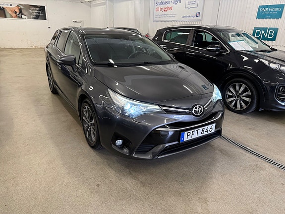 Toyota Avensis 13 of 20