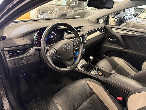 Toyota Avensis 20 of 20