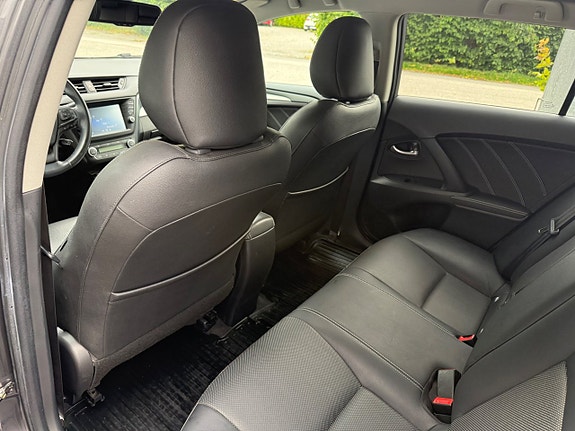 Toyota Avensis 7 of 20