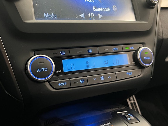 Toyota Avensis 19 of 27