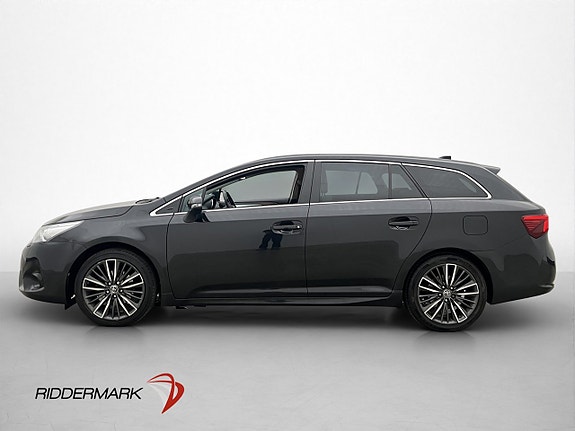 Toyota Avensis 5 of 27