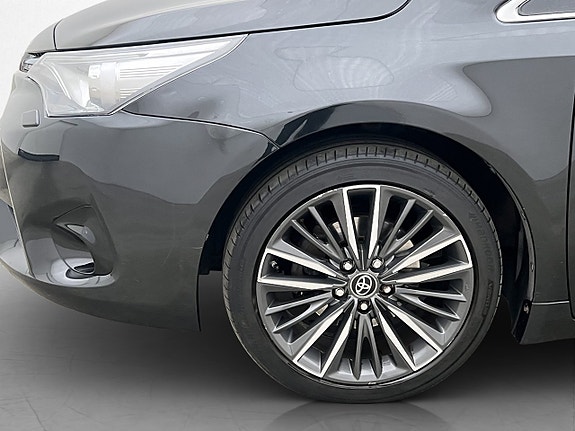 Toyota Avensis 26 of 27