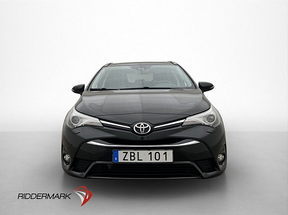 Toyota Avensis 2 of 27
