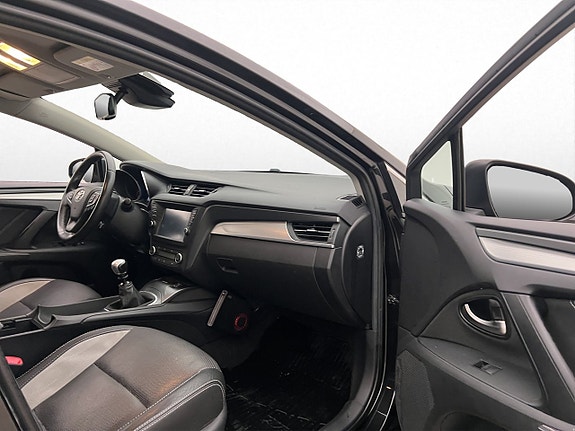 Toyota Avensis 21 of 27