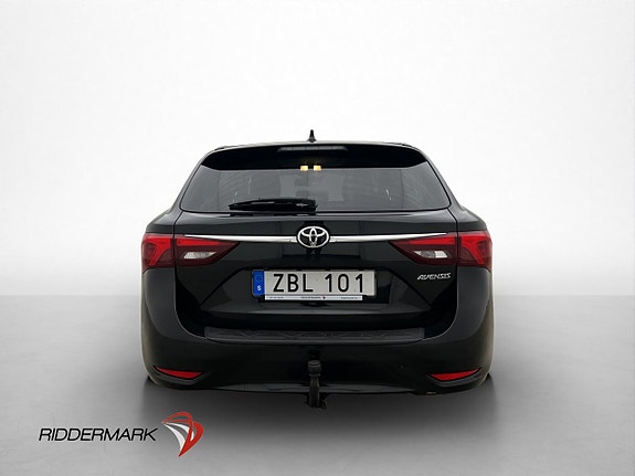 Toyota Avensis 7 of 27