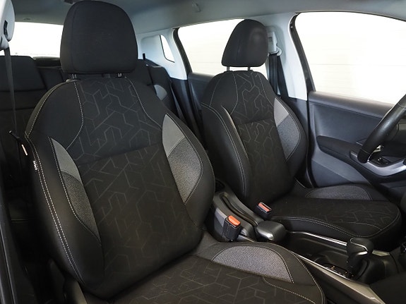Peugeot 2008 10 of 24