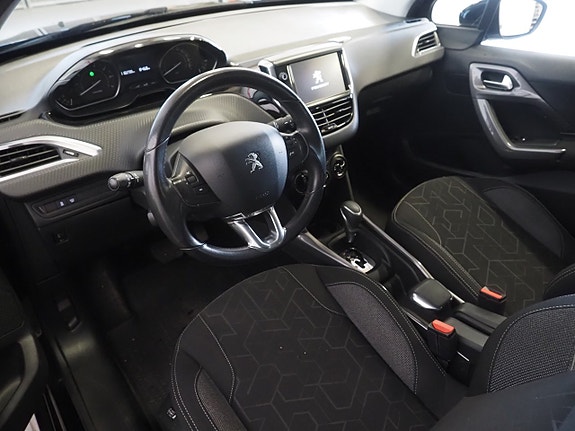 Peugeot 2008 15 of 24