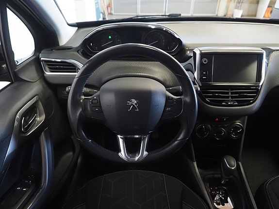 Peugeot 2008 17 of 24