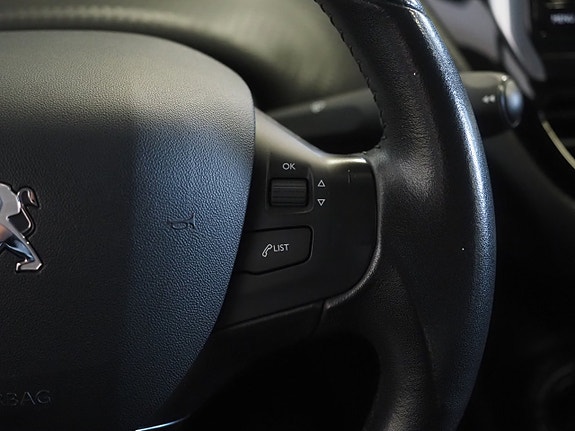 Peugeot 2008 22 of 24